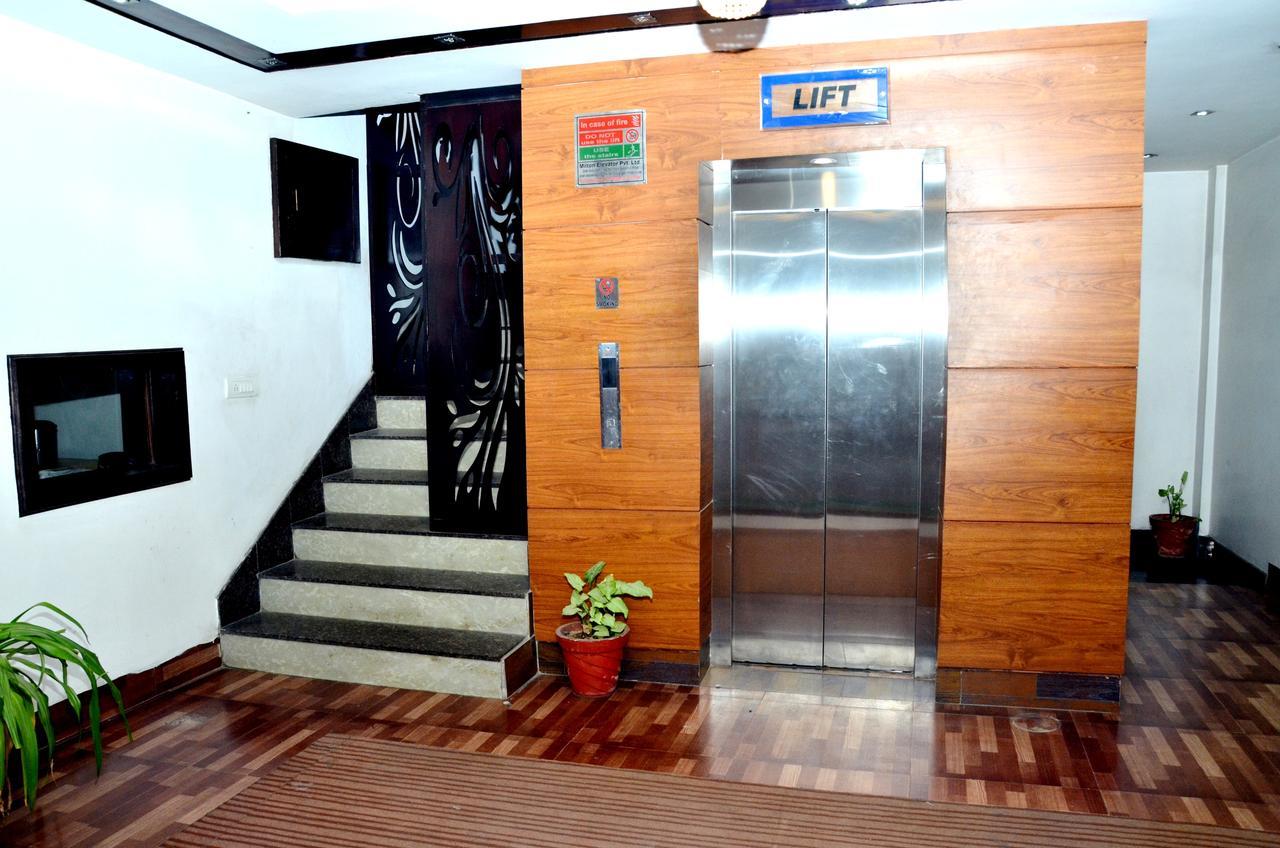 Hotel B.R. Inn Panipat Exterior photo